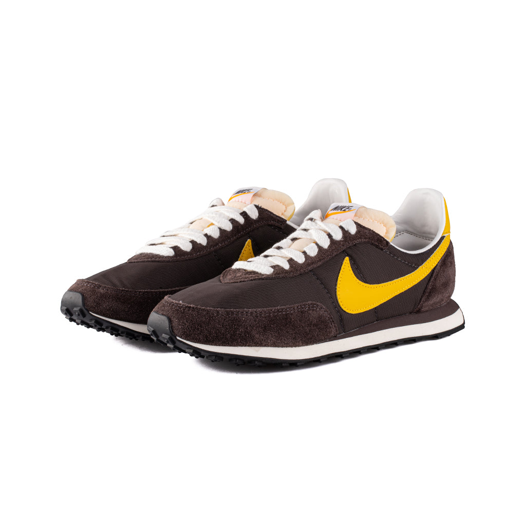 Nike - Waffle Trainer 2 SP (Velvet Brown/Dark Sulfur) – amongst few