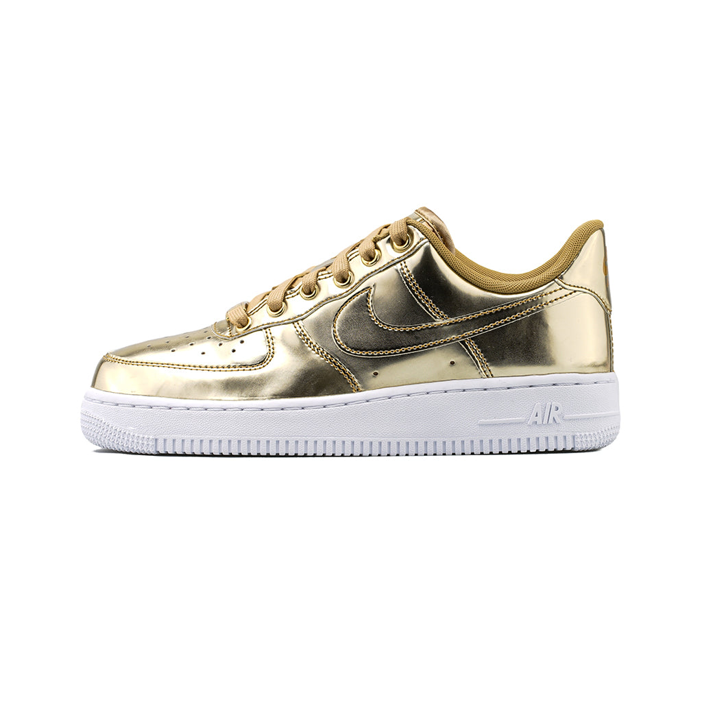 Nike - W Air Force 1 SP (Metallic Gold/Club Gold-White)