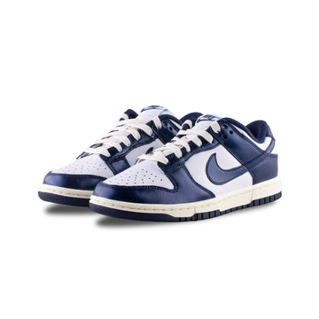 Nike - W Dunk Low PRM (White/Midnight Navy) – amongst few