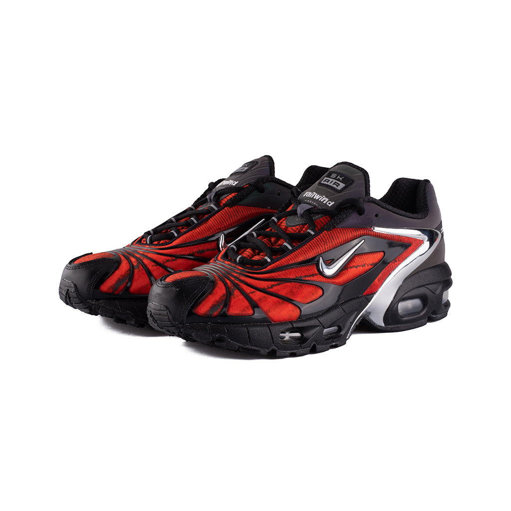 Nike tailwind red sales