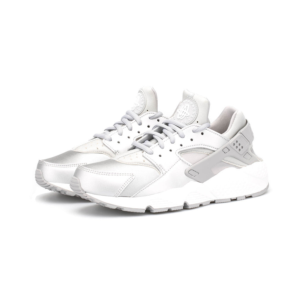 Nike W Air Huarache Run SE Metallic Silver Pure Platinum Summit Whi amongst few